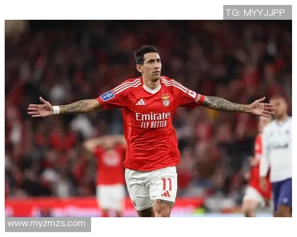 德甲惊天冷门本菲卡以3比0战胜曼联引发全场震惊