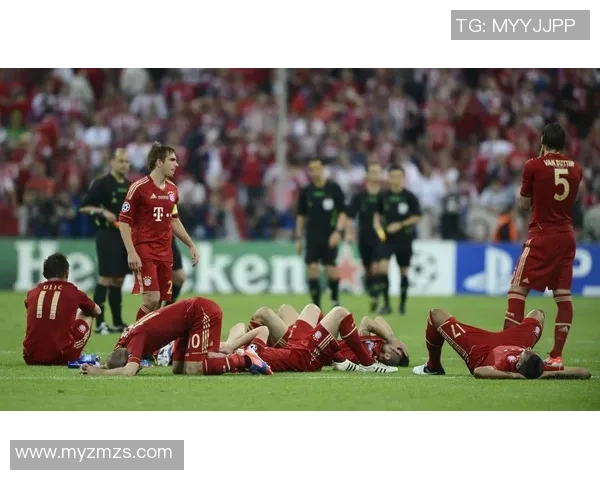 足总杯精彩对决拜仁与利物浦战成平局点球大战引发全场热烈反响