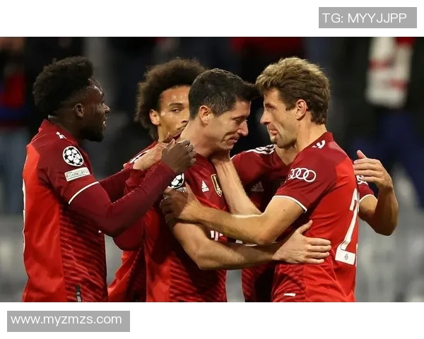 国王杯激战：拜仁与曼联平局红牌事件引发全场热议