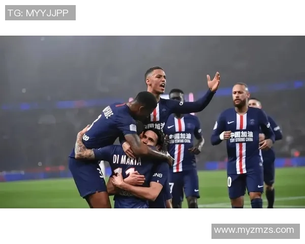 西甲激战：多特蒙德与巴黎圣日耳曼战成平局帽子戏法引爆全场激情